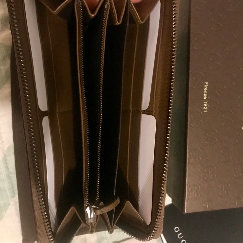 Gucci wallet - Picture 3 of 4